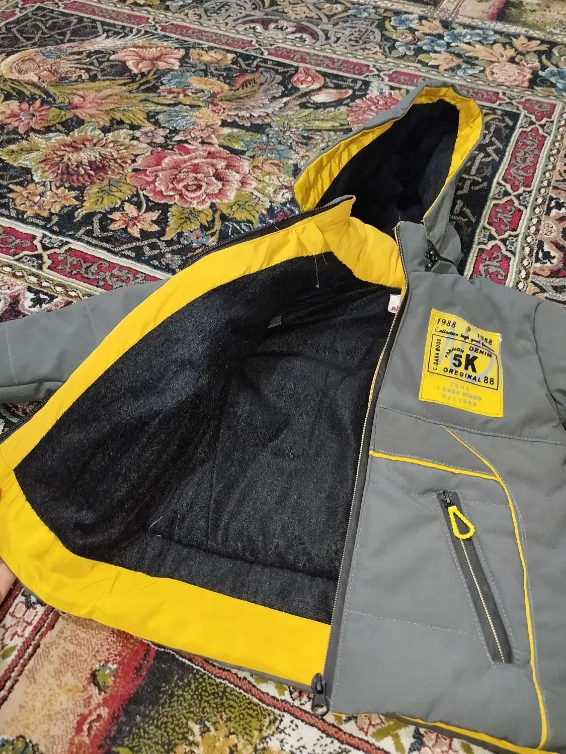 کاپشن|کفش و لباس بچه|کرمانشاه, |دیوار