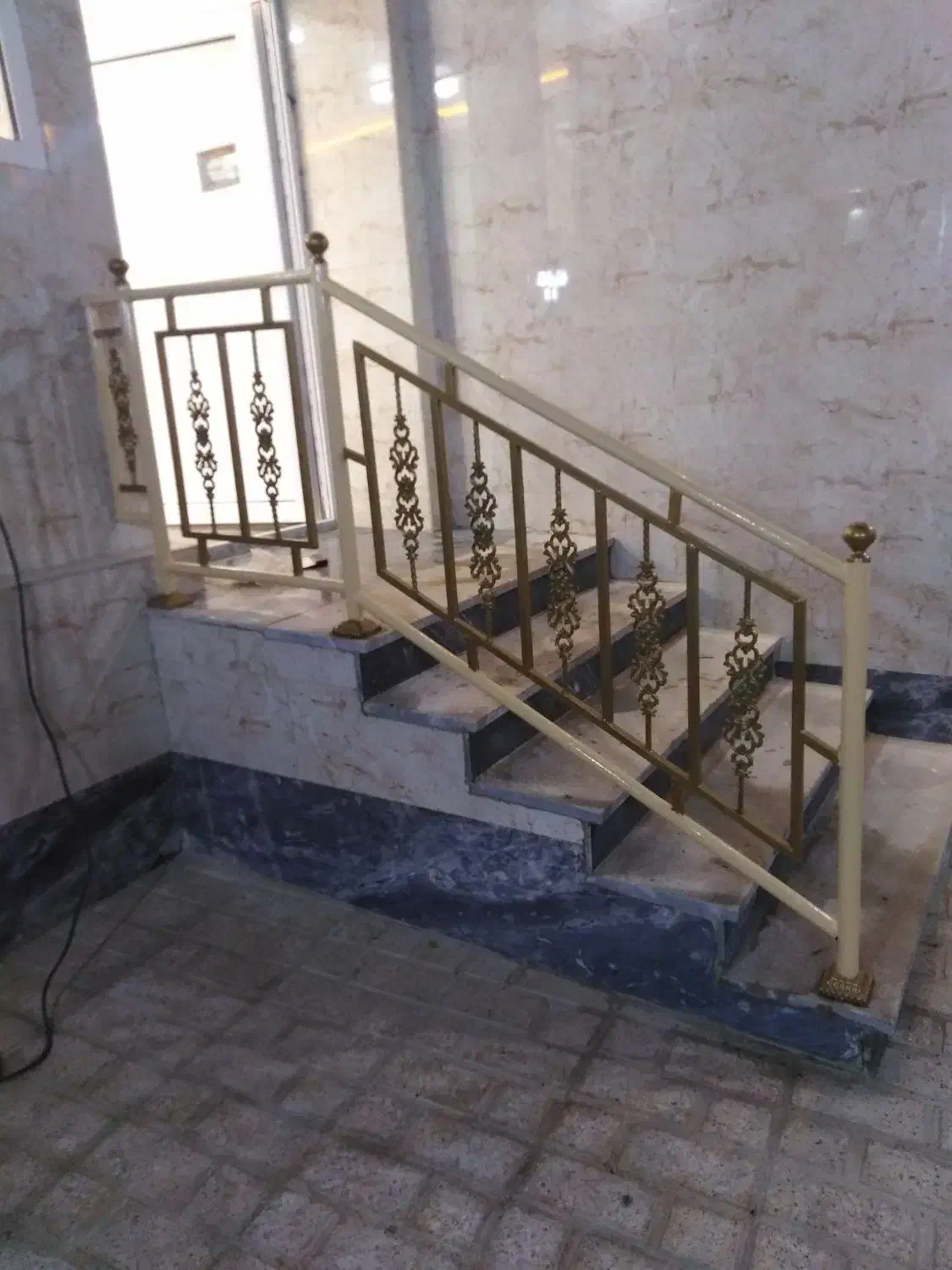 اجرای کار جوشکاری|خدمات پیشه و مهارت|بروجن, |دیوار