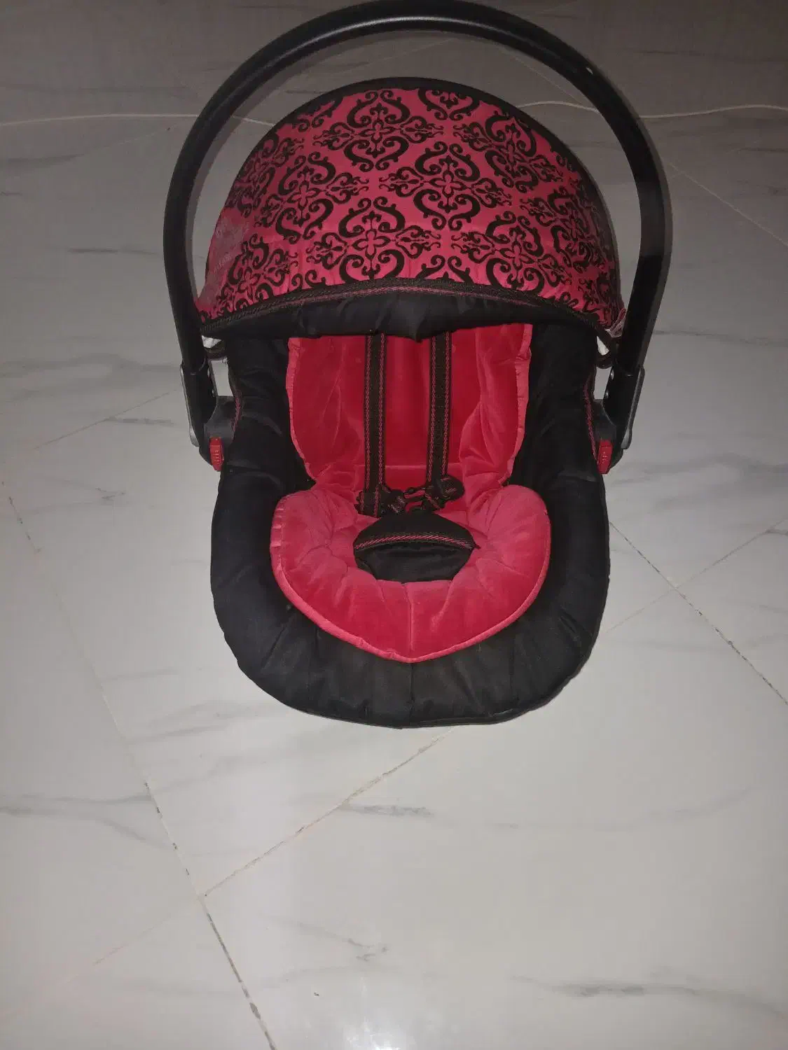 کریر درحدنو|کالسکه و لوازم جانبی|همدان, |دیوار