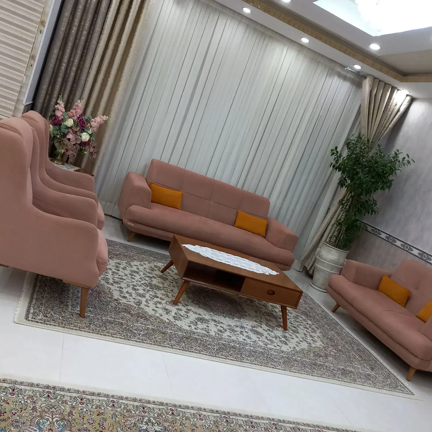 مبل هفت نفره|مبلمان خانگی و میز عسلی|سنندج, |دیوار