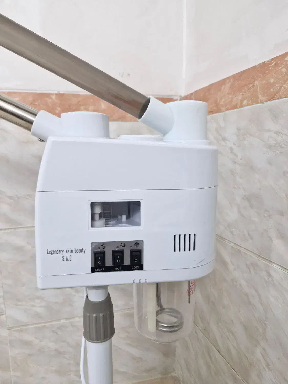 دستگاه پاکسازی پوست|آرایشگاه و سالنهای زیبایی|اراک, |دیوار