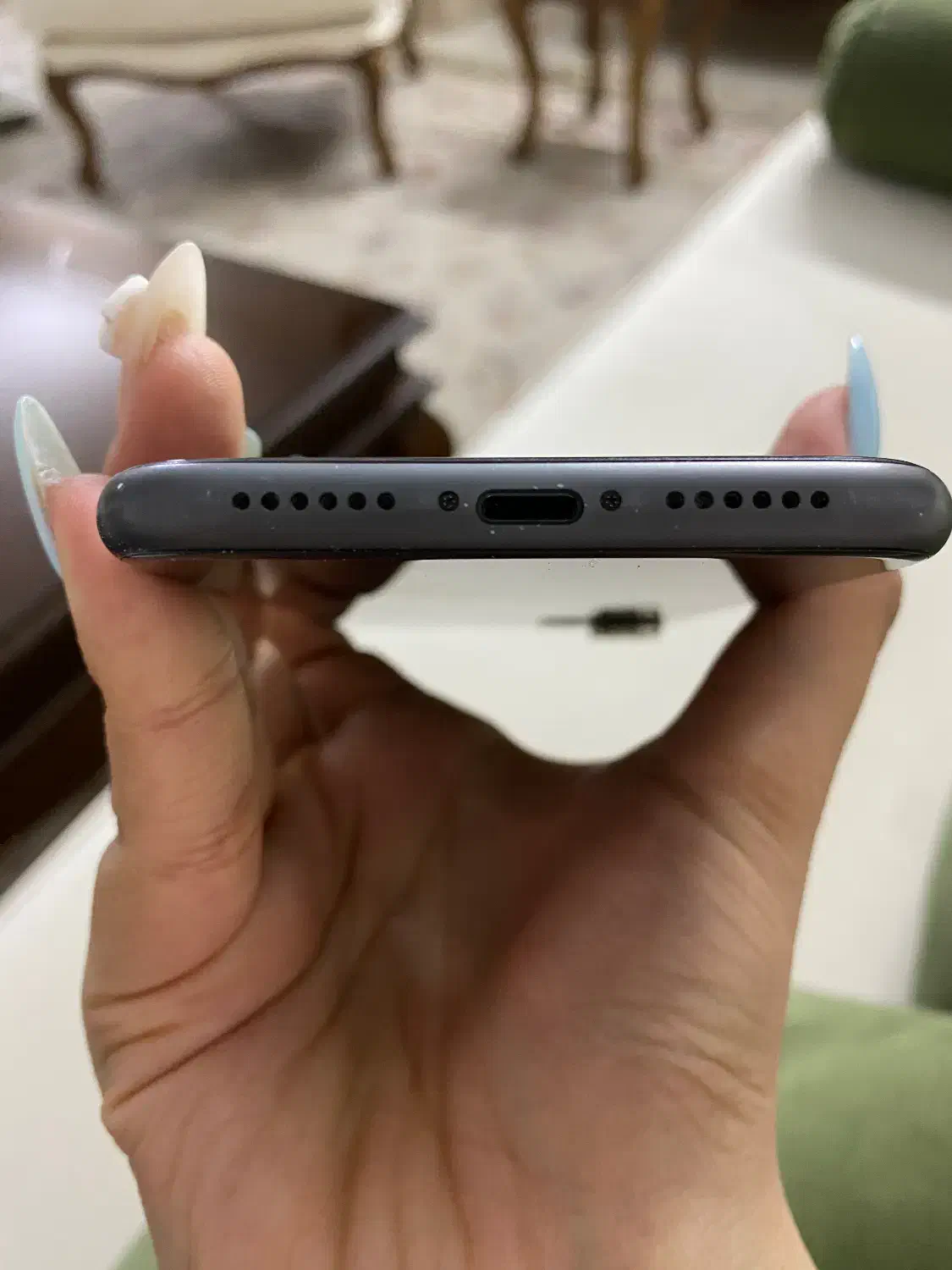 iPhone 11|موبایل|پرند, فاز ۲|دیوار