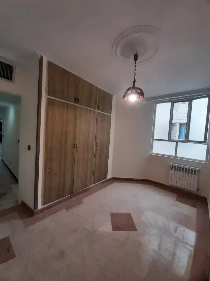 ۱۳۰ متر ۳ خوابه امکانات کامل