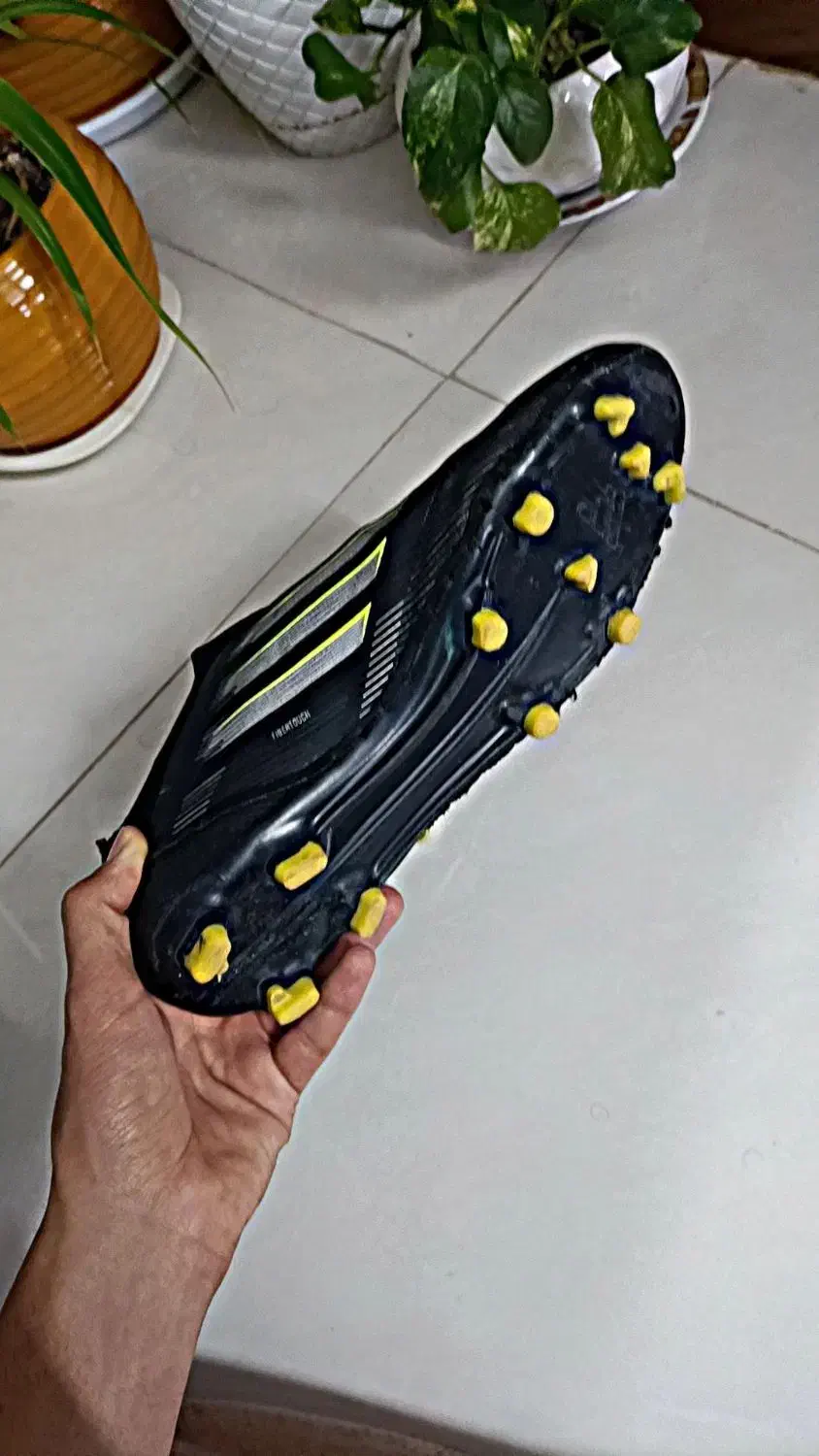 استوک ادیداسf50|کیف، کفش، کمربند|اصفهان, صدف|دیوار