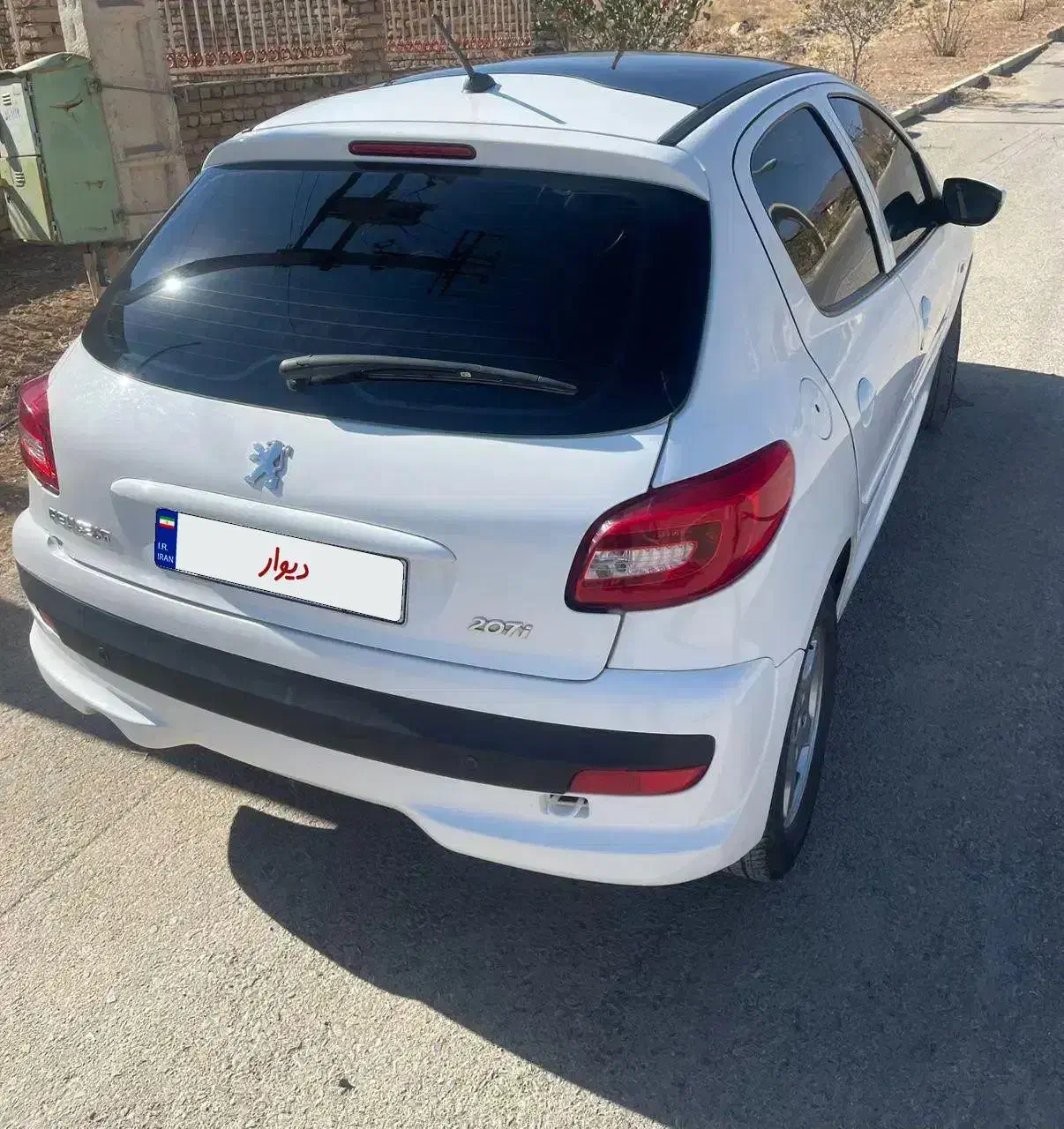 ماشین۲۰۷پانا مدل۴۰۲کم کار|خودرو سواری و وانت|فرمهین, |دیوار