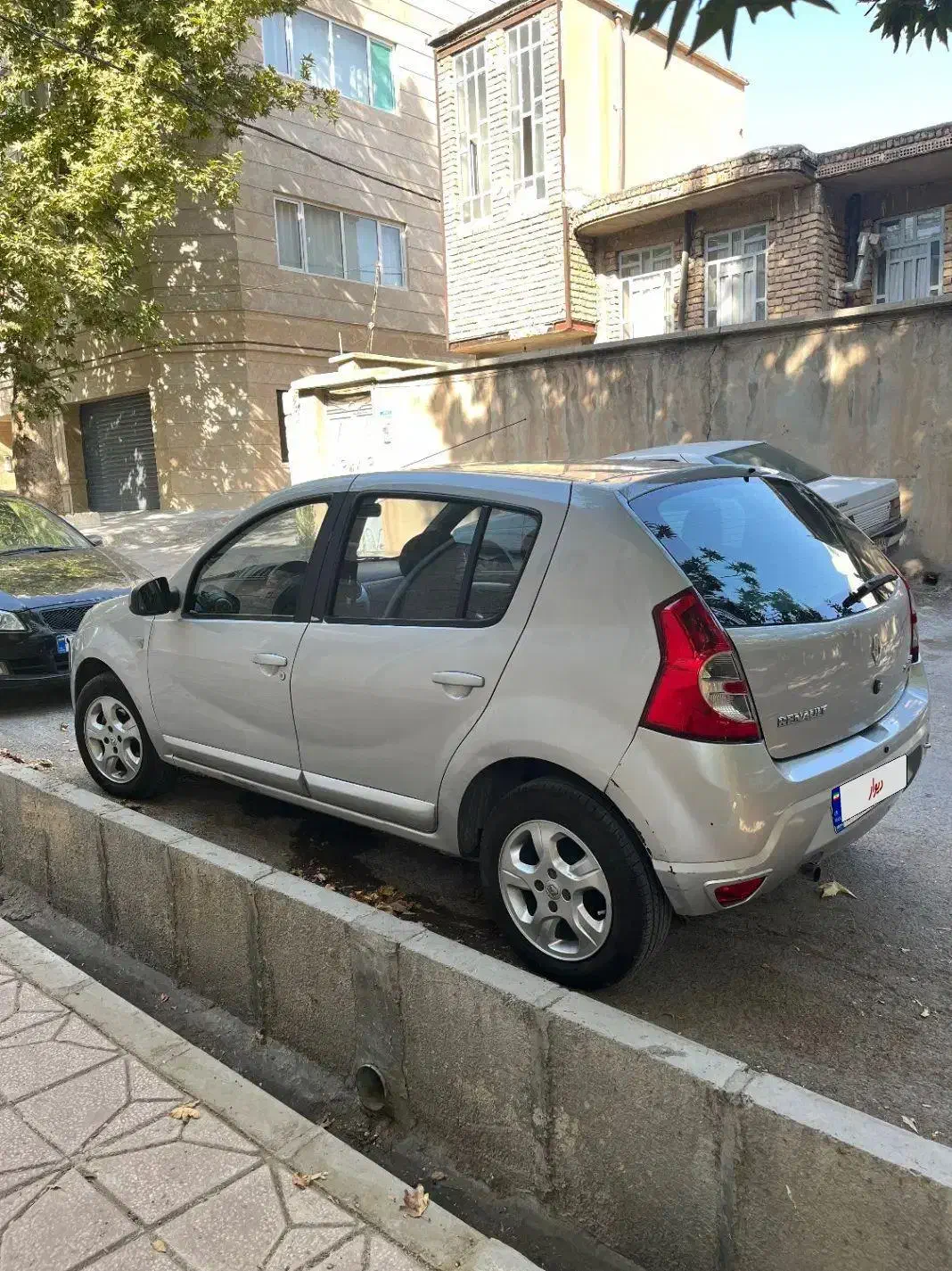 ساندرو اتومات مدل ۹۶|خودرو سواری و وانت|ایلام, |دیوار