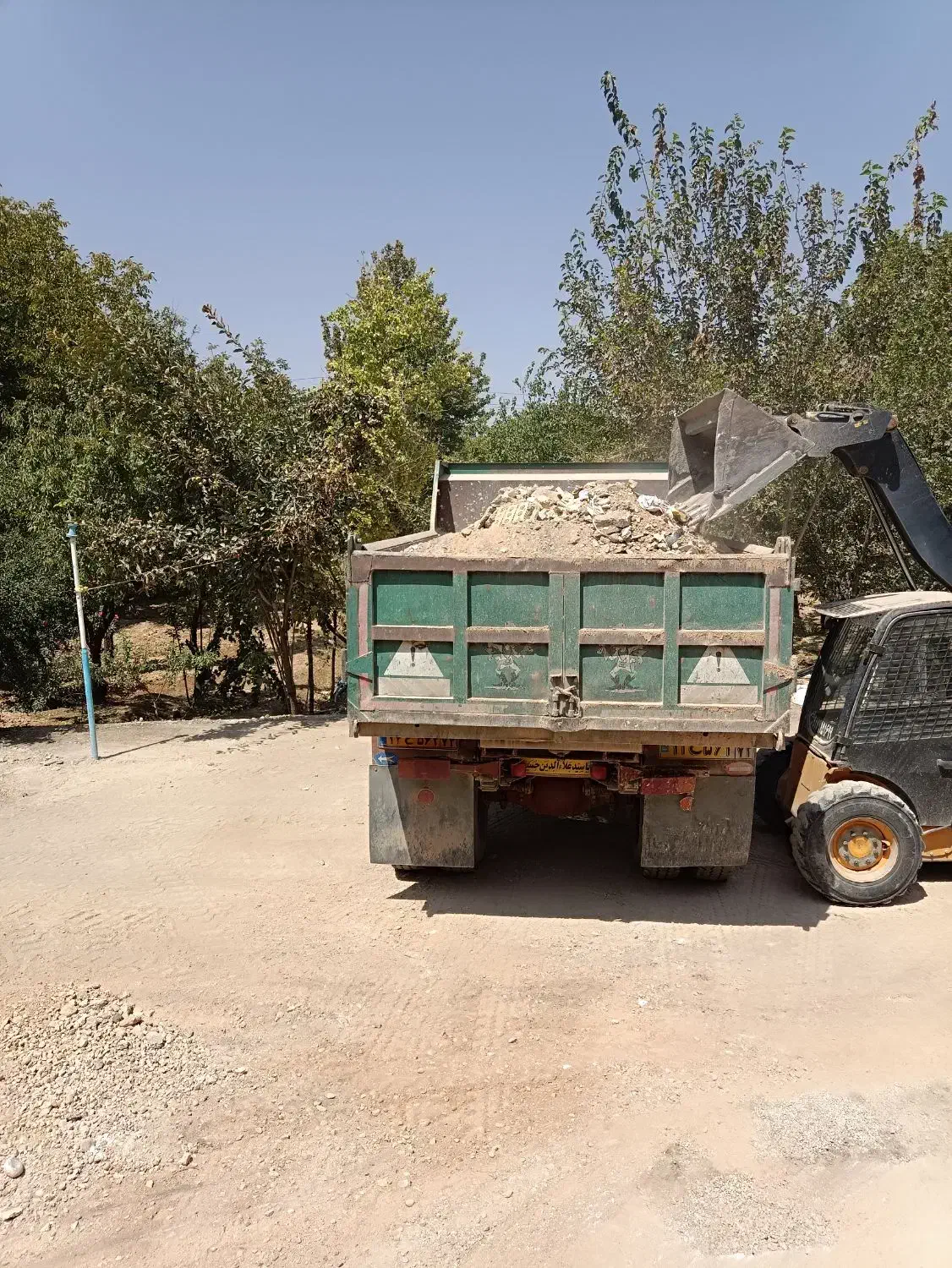 اجاره بابکت و مینی لودر|خدمات حمل و نقل|صدرا-فارس, باغشهر گلبهار صدرا|دیوار