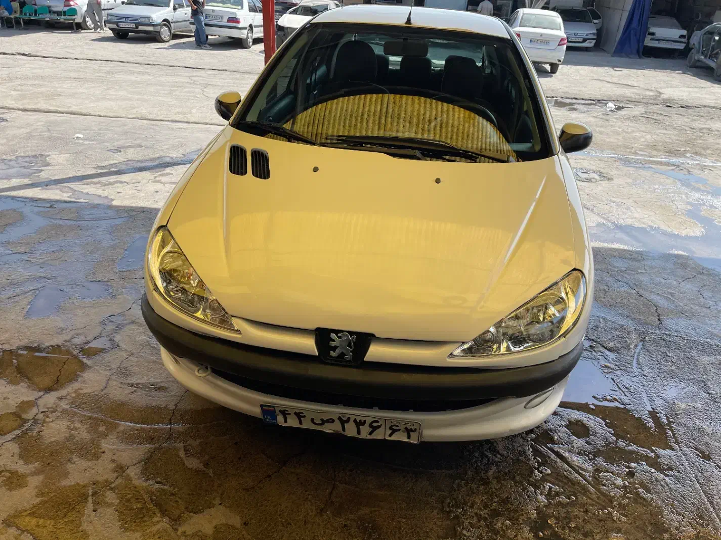 206 تیپ ۶مدل ۹۰ معاوضه با تصادفی|خودرو سواری و وانت|شیراز, شهرک امیر کبیر|دیوار