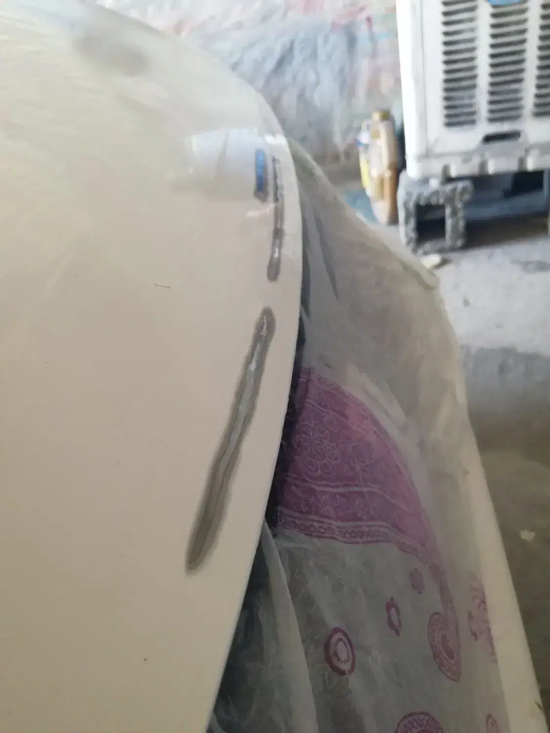 نقاشی و پولیشکاری،سرامیک لیسەگیری،رفع آفتاب سوختگی|خدمات موتور و ماشین|کامیاران, |دیوار