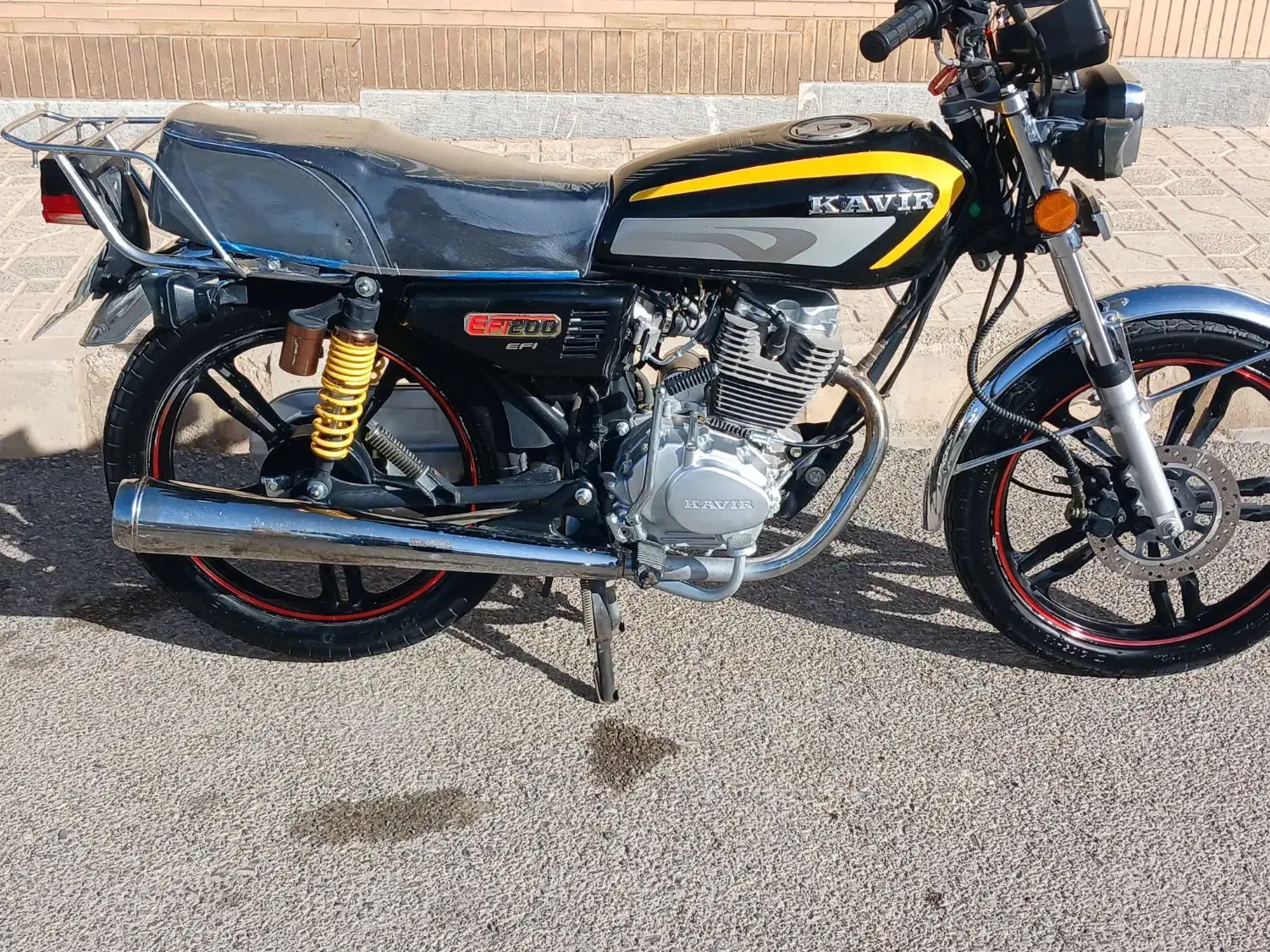 ۲۰۰ کویر|موتورسیکلت|شیراز, گود خزینه|دیوار