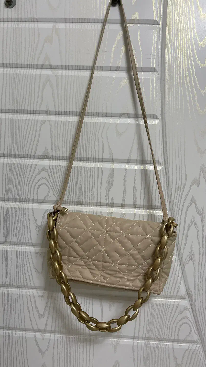 کیف|کیف، کفش، کمربند|ملایر, |دیوار