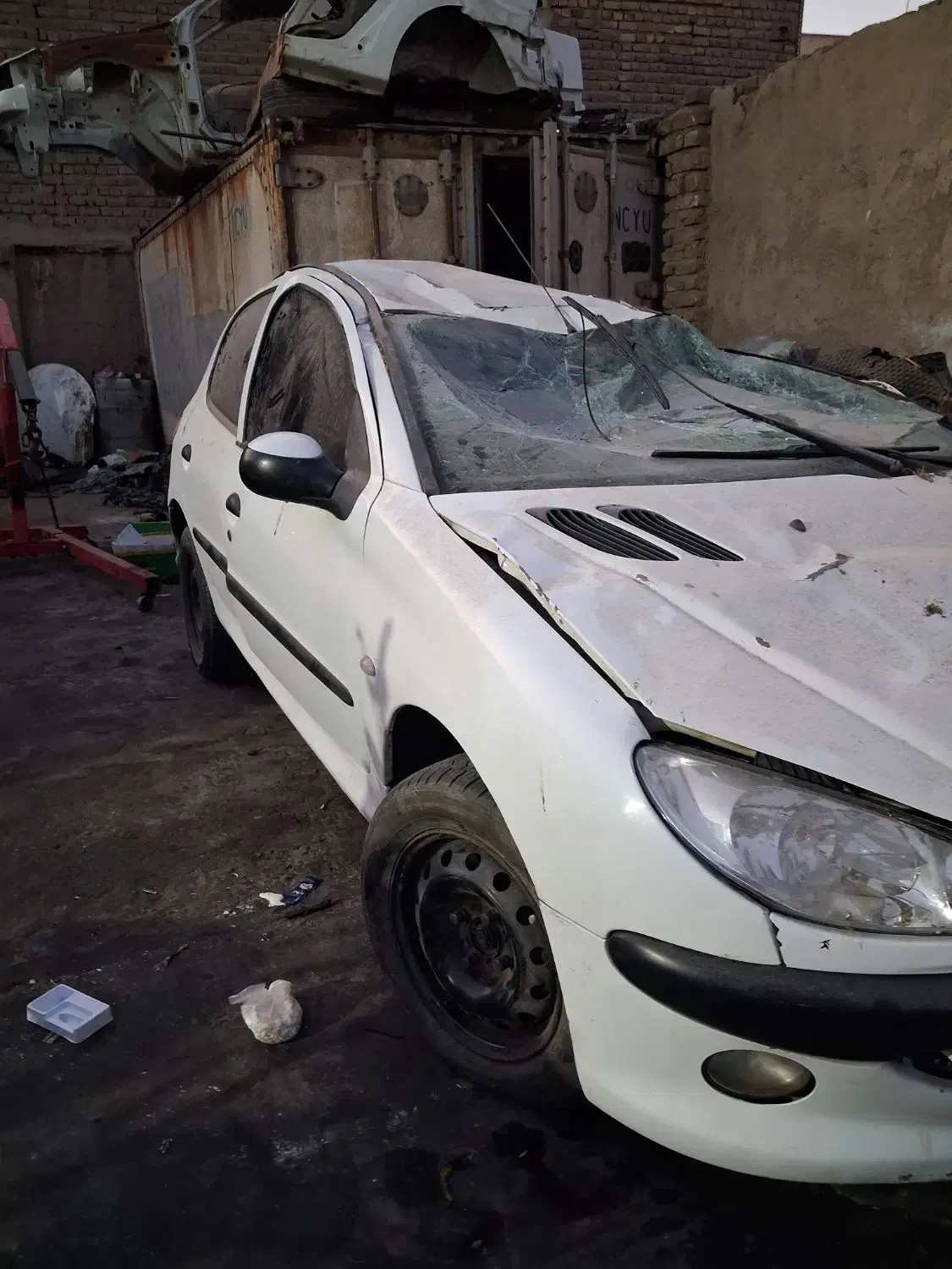 ۲۰۶ تیپ ۵ تصادفی مدل ۹۶|خودرو سواری و وانت|قم, نخودی|دیوار