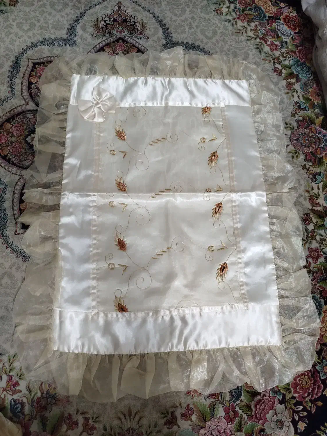 روبالشتی جدید|رختخواب، بالش، پتو|پاکدشت, پاکدشت (مامازند)|دیوار