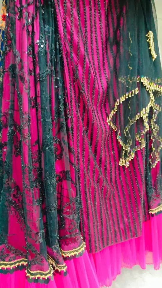 لباس محلی|لباس|بوشهر, |دیوار