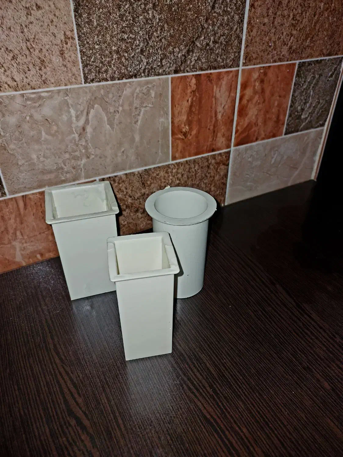 پارافین و قالب شمع وسنگ مصنوعی|صنایع دستی و سایر لوازم تزئینی|آستانه اشرفیه, |دیوار