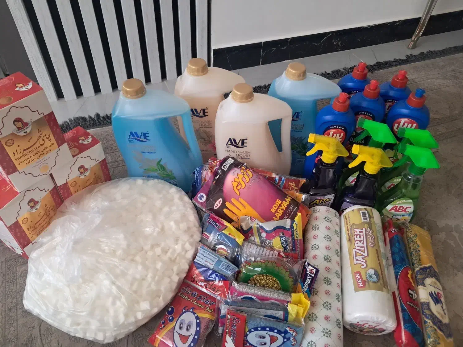 مایع دستشویی و ظرفشویی و غیره ...|مواد شوینده و دستمال کاغذی|باقرشهر, |دیوار