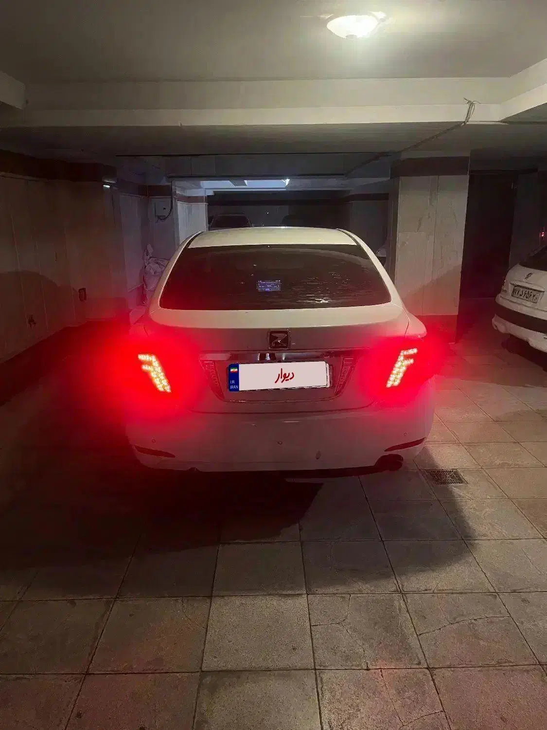 آریو ۹۷ اتوماتیک|خودرو سواری و وانت|کرج, باغستان|دیوار