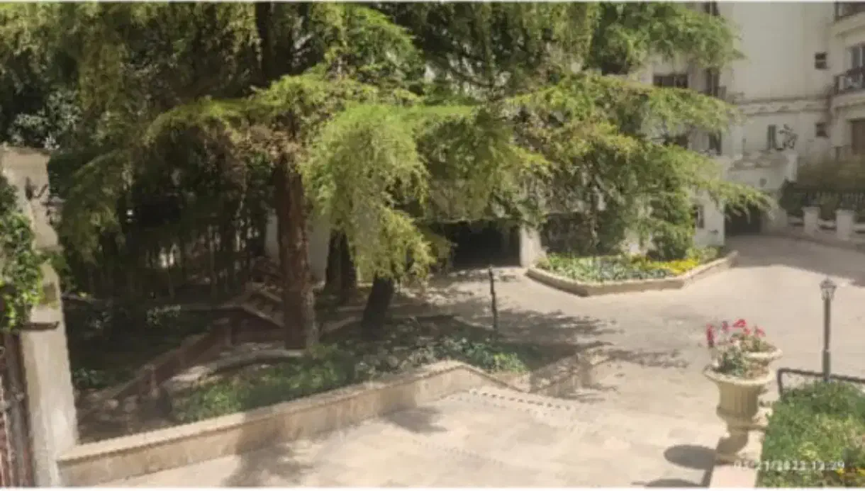 برج باغ،نخجوان،۱۳۵ متری،با استخروسونا وسالن ورزشی،