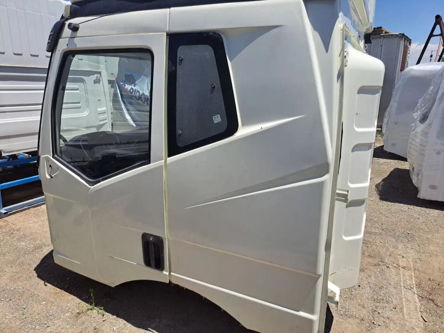 اتاق و کابین لخت وکامل فاو کشنده و کامیونت|قطعات یدکی و لوازم جانبی|چهاردانگه (تهران), |دیوار