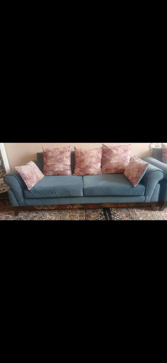 مبل راحتی|مبلمان خانگی و میز عسلی|شاهین‌شهر, بوستان حافظ|دیوار