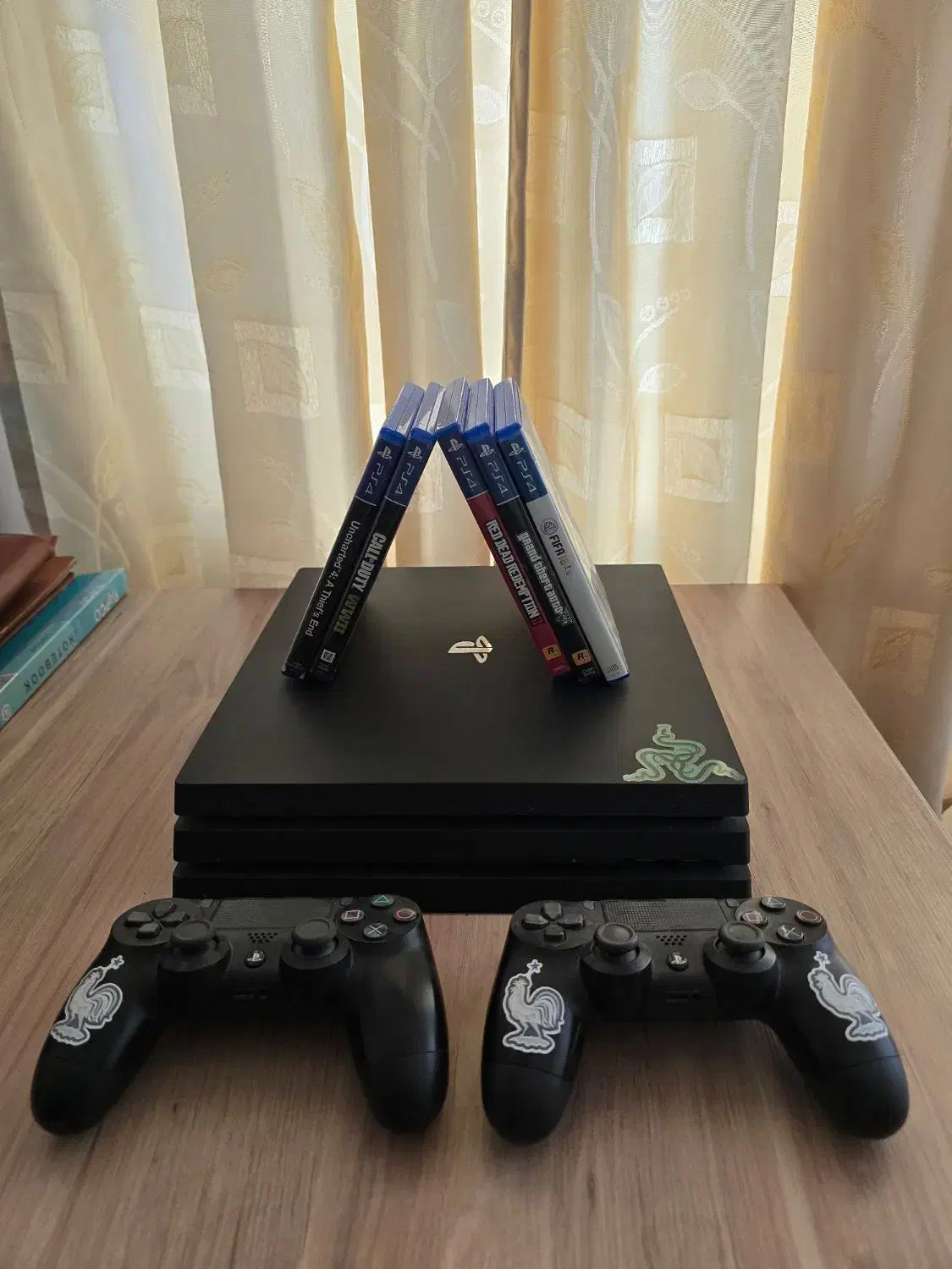 ps4 pro پلی استیشن 4 پرو|کنسول، بازی ویدئویی و آنلاین|تهران, بهار|دیوار