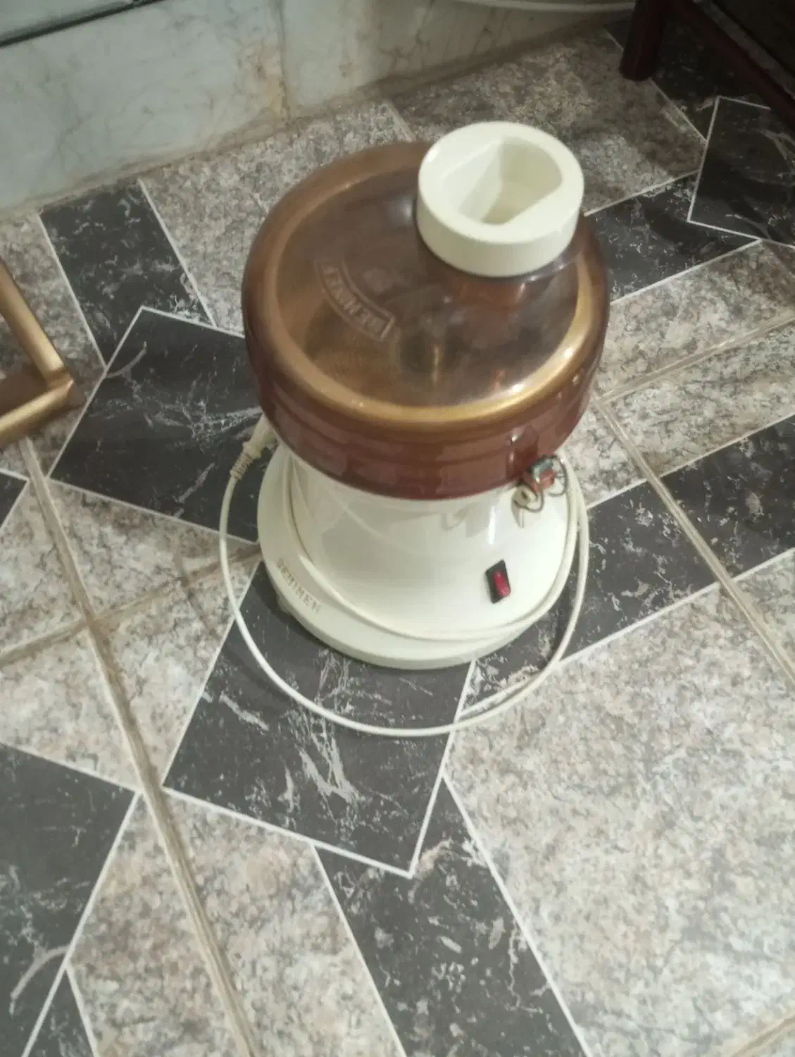 آبمیوه گیری|آبمیوهگیر و آبمرکباتگیر|فارسان, |دیوار