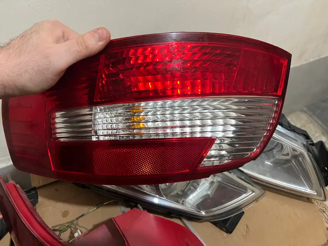 چراغ جلو و عقب رانا کروز با موتور تنظیم|قطعات یدکی و لوازم جانبی|آستانه اشرفیه, |دیوار