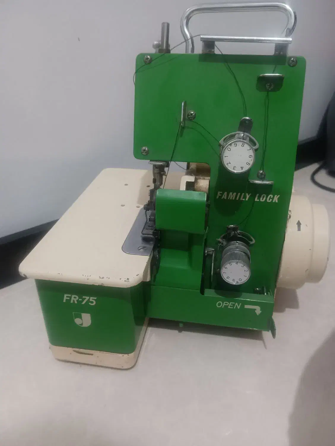 چرخ سردوز دونخ family louk|چرخ خیاطی و ریسندگی|بیرجند, |دیوار