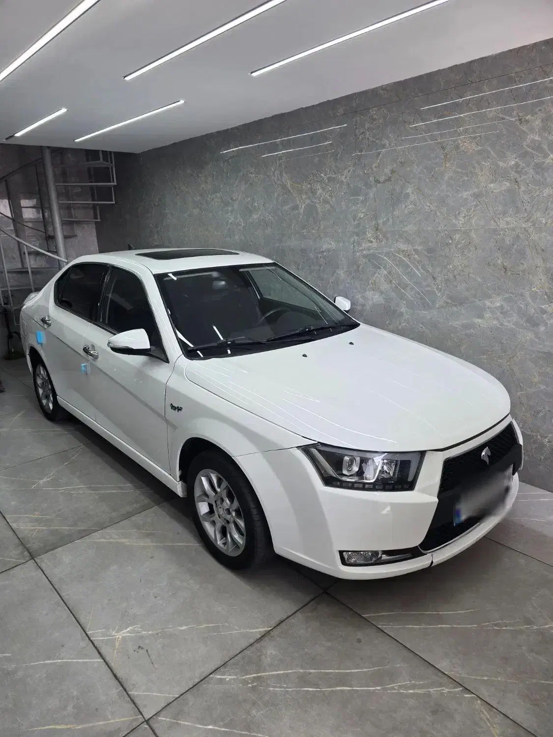 دنا اتوماتیک آپشنال فول سفید|خودرو سواری و وانت|کرج, گوهردشت|دیوار