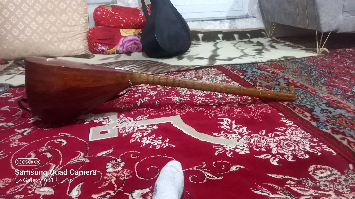 ساز سنتی قدیمی بخاطر بلد نبودن بفروش میرسد|سازهای سنتی|تبریز, |دیوار