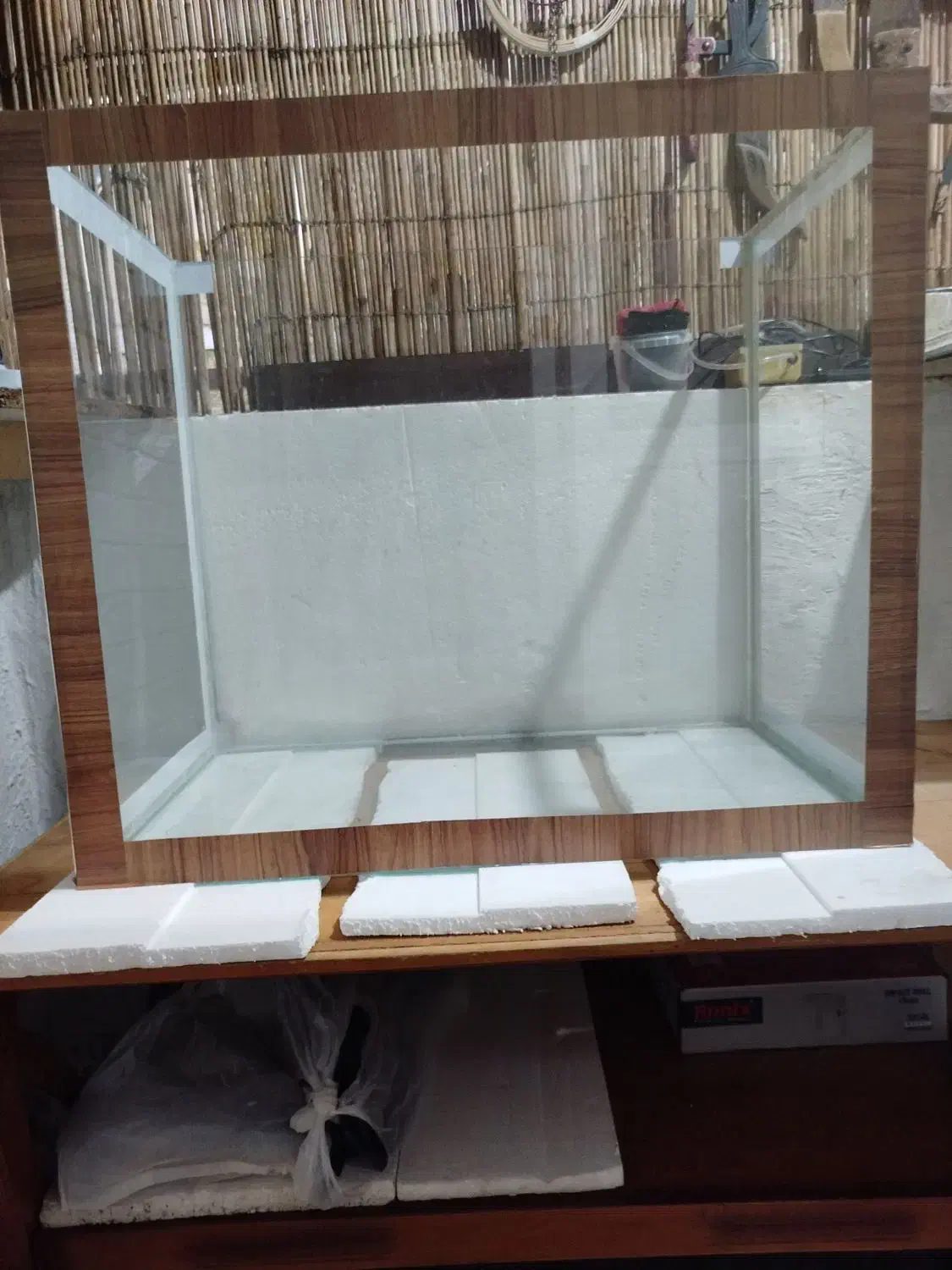 آکواریوم ماهی|ماهی|شیراز, پانصد دستگاه ارتش|دیوار