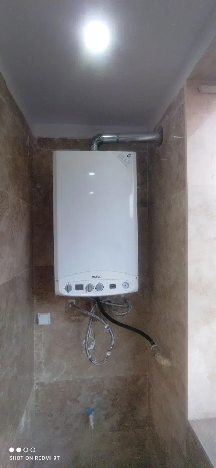 سرویسکار و نصاب انواع پکیج دیواری و رادیاتور|خدمات پیشه و مهارت|لواسان, |دیوار