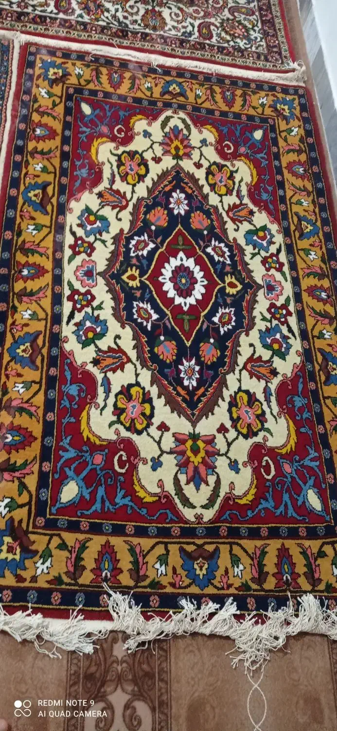 قالی دستباف|فرش|شهرکرد, |دیوار