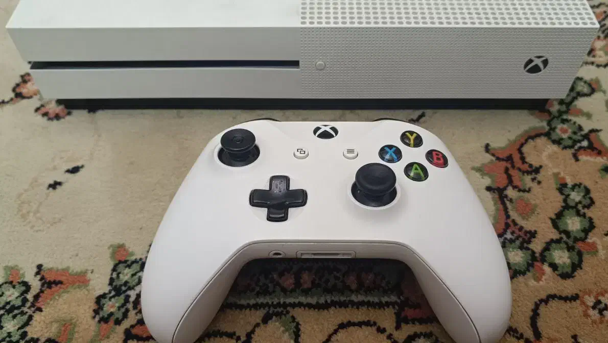 X box one s 1tb|کنسول، بازی ویدئویی و آنلاین|رشت, امین الضرب|دیوار