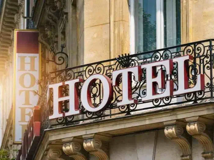 تعدادی نیروی انسانی در هتل داری|استخدام خدمات فروشگاه و رستوران|گچی, |دیوار