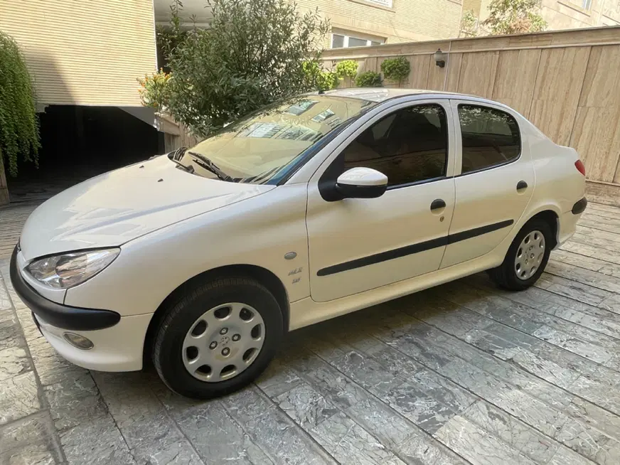206 sd v9 اتومات سفید|خودرو سواری و وانت|تهران, بنیهاشم|دیوار