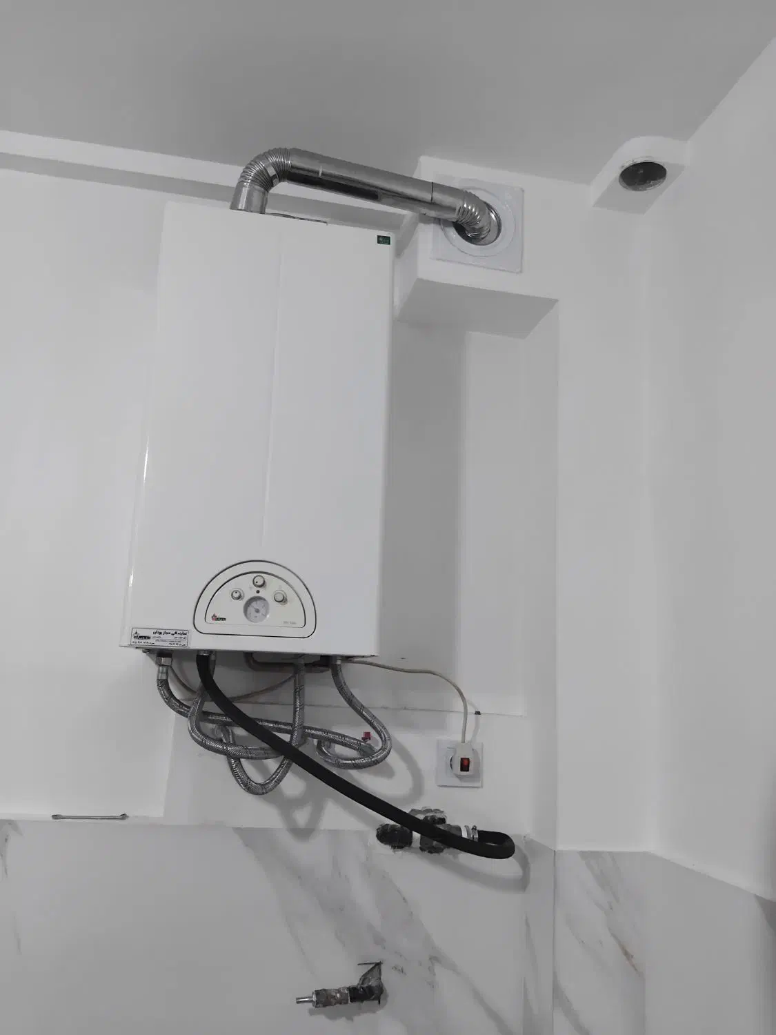 تعمیرات تخصصی انواع پکیج و آبگرمکن|آبگرمکن، پکیج، شوفاژ|مشهد, الهیه|دیوار