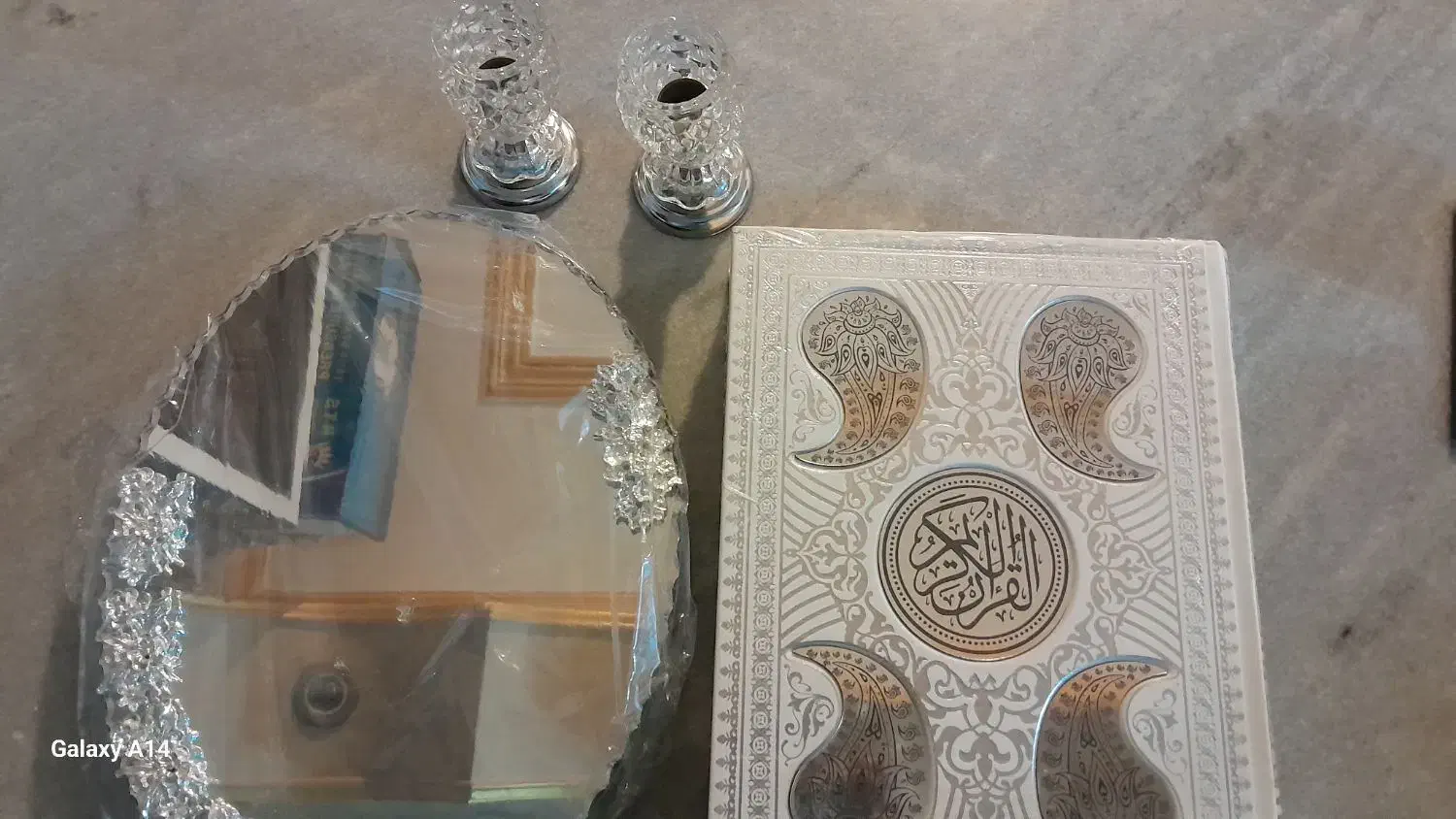 اینه شمعدان و قرآن|آینه|کرمان, |دیوار