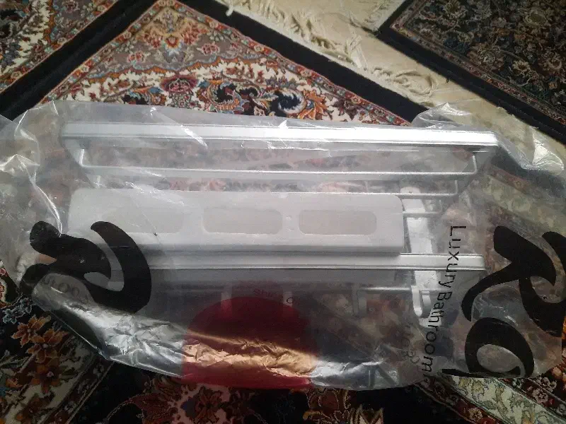 اویز حوله ولباس حمام|لوازم حمام|قم, پردیسان|دیوار