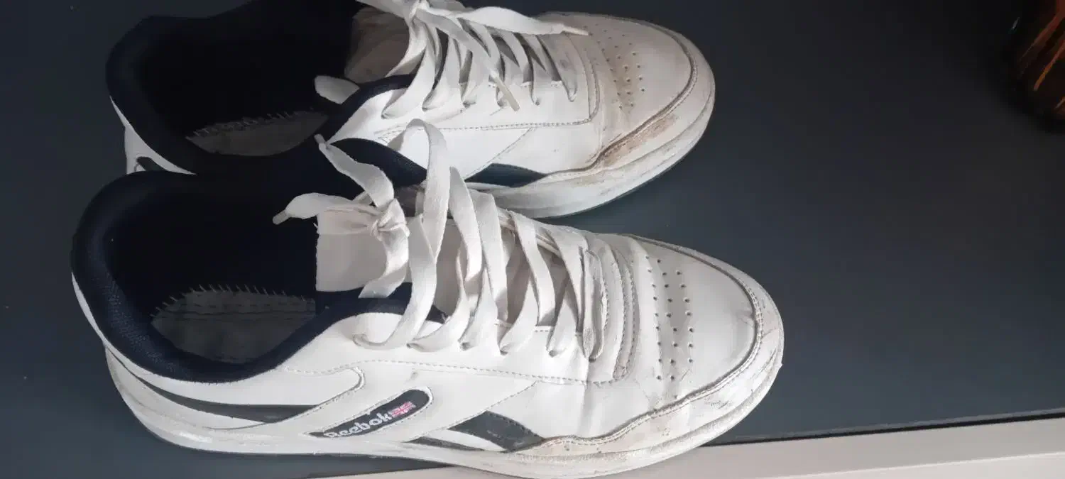 کتونی سفید ریبوک|کیف، کفش، کمربند|ماسال, |دیوار