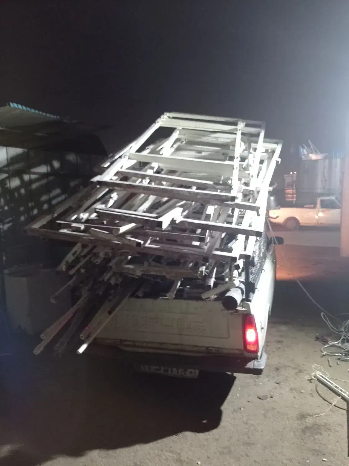 فروشنده ضایعات خرید آهن آلومینیوم شیرآلات ضایعاتی|عمده‌فروشی|تهران, ازگل|دیوار