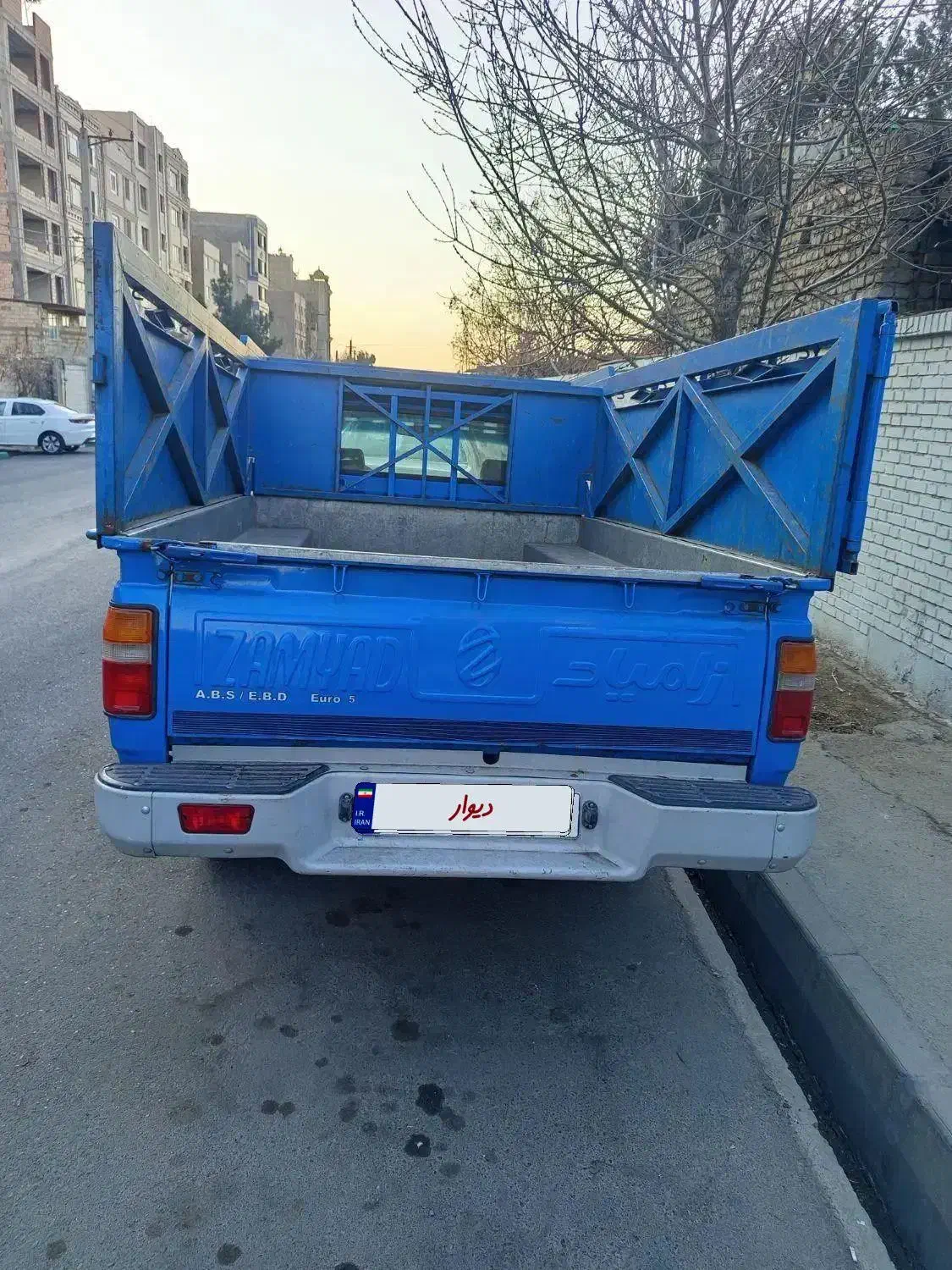 نیسان آخر 1402|خودرو سواری و وانت|قرچک, مهدیه|دیوار