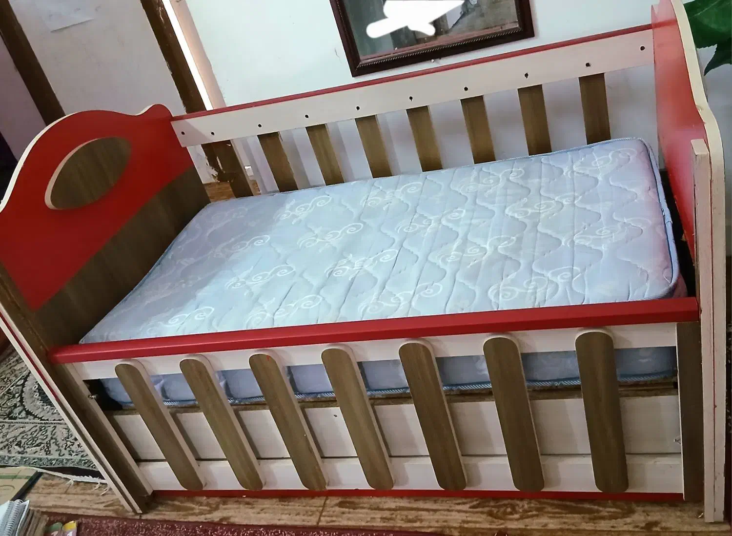 تخت کودک با تشک خوشخواب رویال|تخت و صندلی بچه|بوشهر, |دیوار