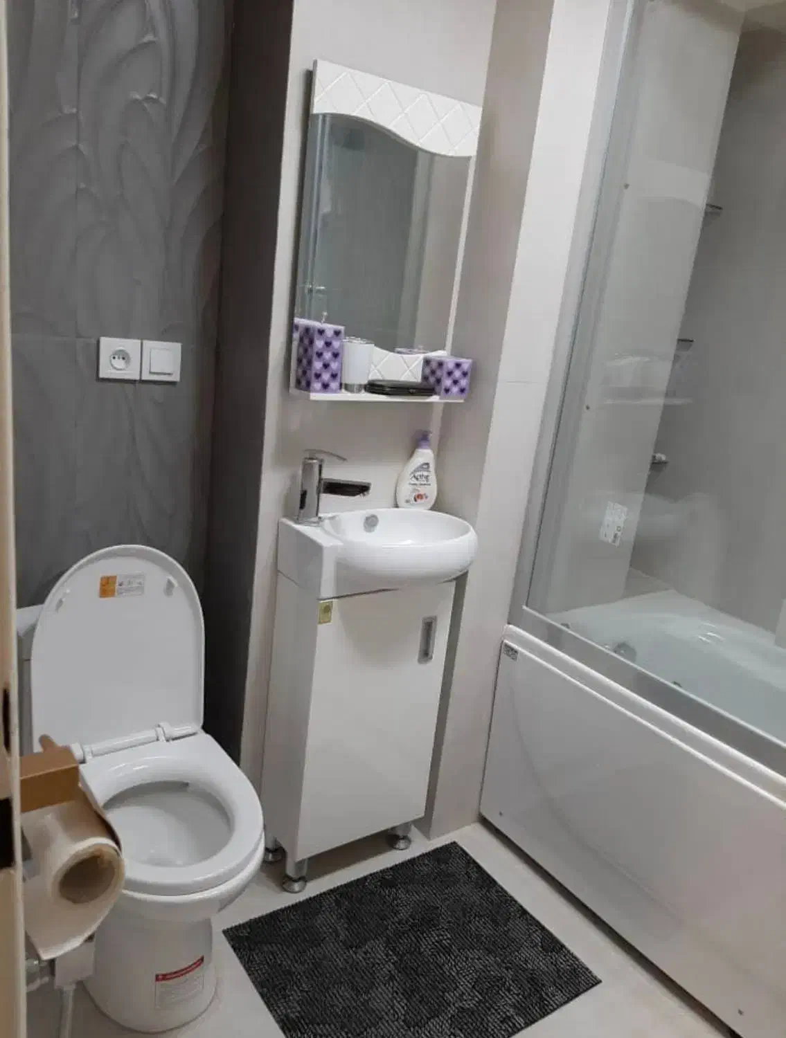 سعادت اباد .مبله.۹۰متر دوخوابه