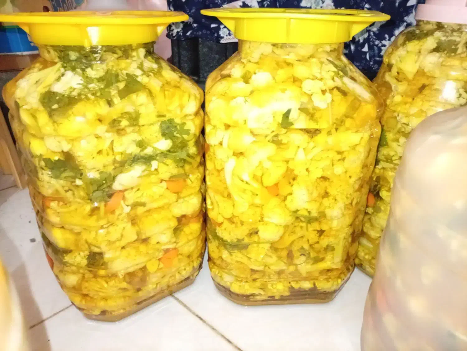 ترشی خانگی دبه ای 700|خوردنی و آشامیدنی|هشتگرد, شهرک صنعتی هشتگرد|دیوار