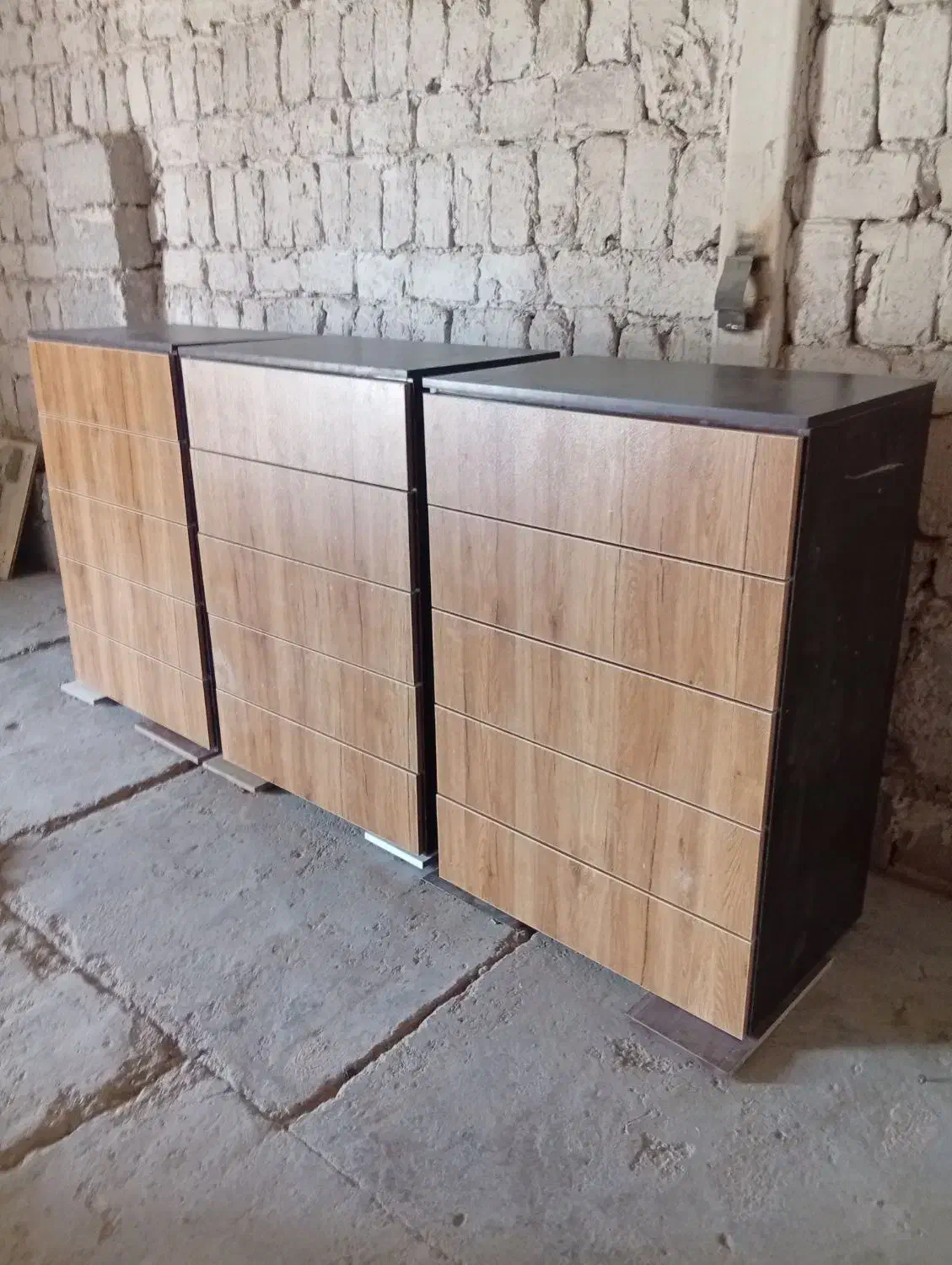 کمد و دراور|جاکفشی، کمد، دراور|کرمان, |دیوار