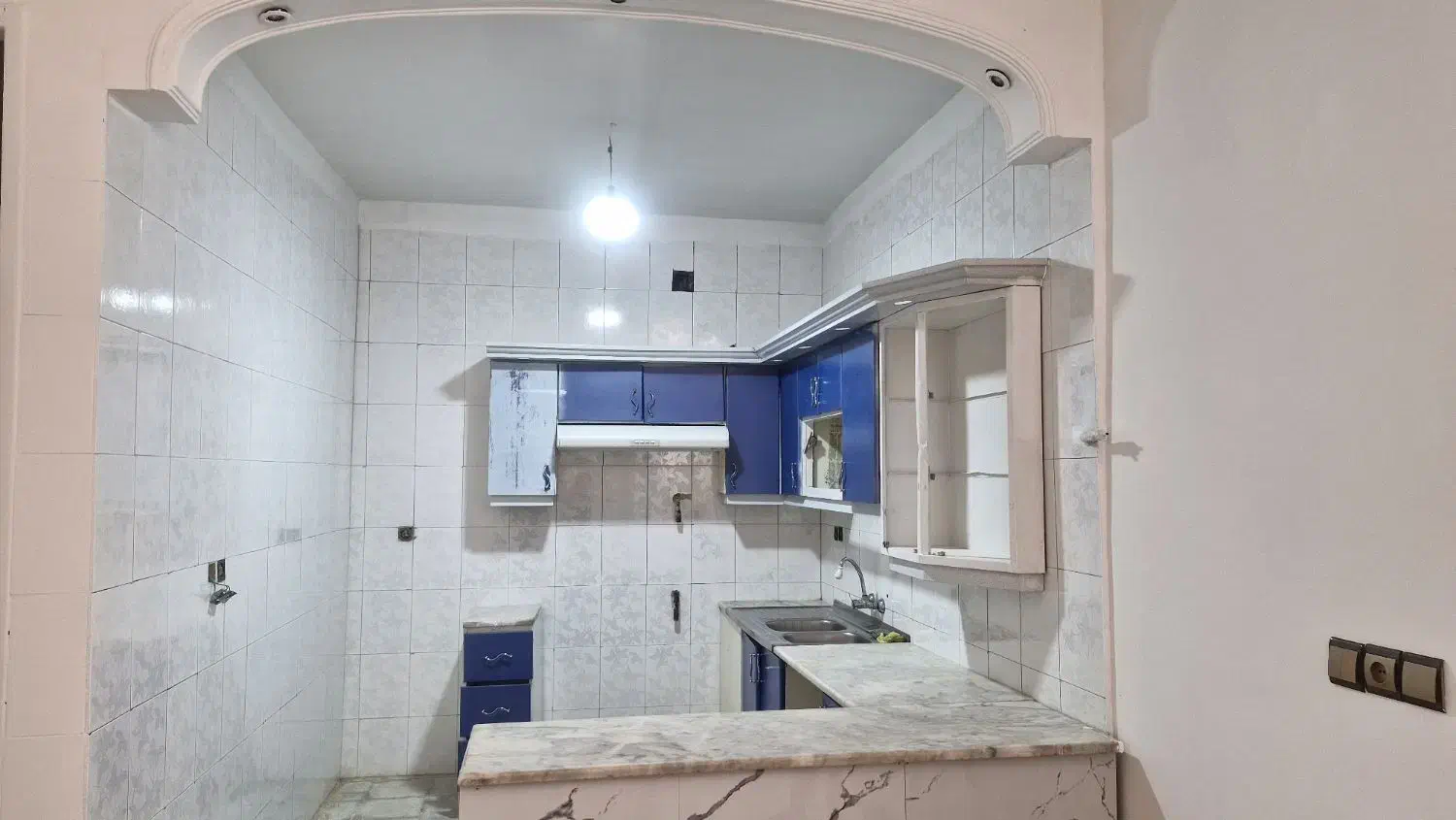 رنگکاری و نقاشی و تعمیرات کلی|خدمات پیشه و مهارت|قم, صدوق|دیوار