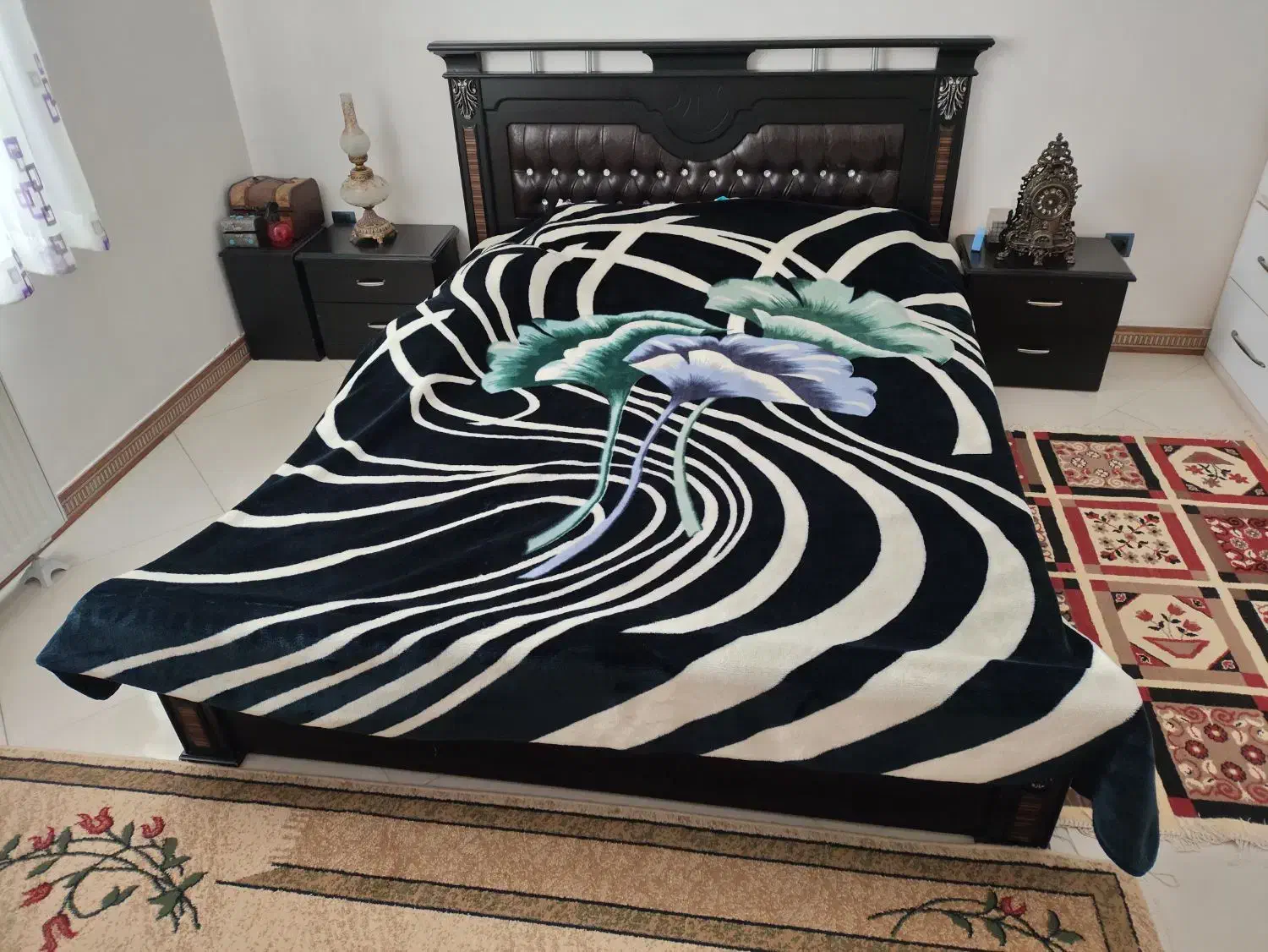 تخت خواب|تخت و سرویس خواب|دماوند, دماوند|دیوار