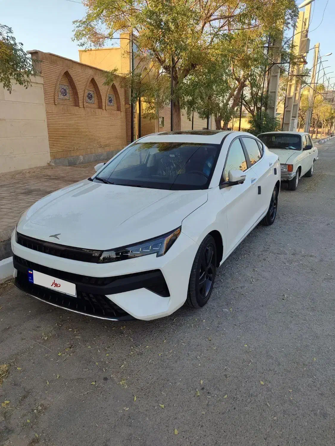 کی ام سی j7 درحدصفر|خودرو سواری و وانت|تهران, فرودگاه مهرآباد|دیوار