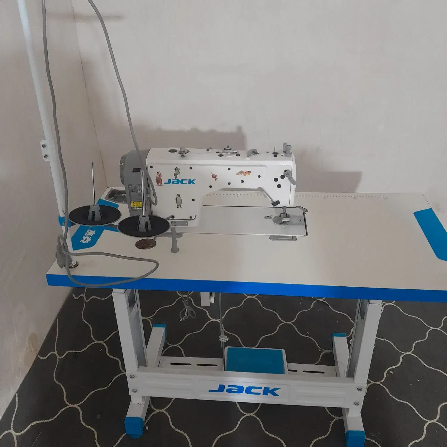 چرخ خیاطی|چرخ خیاطی و ریسندگی|چاروسا, |دیوار